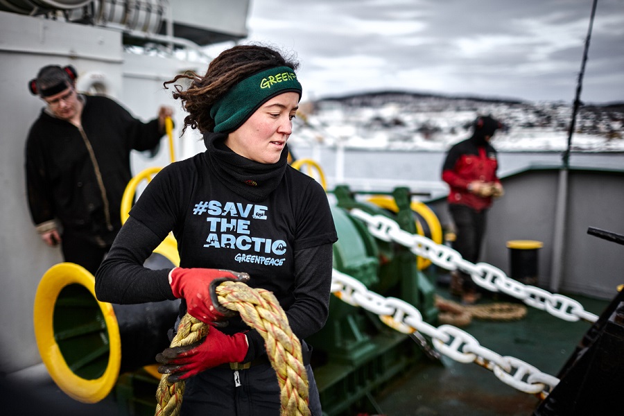 greenpeace-volunteer